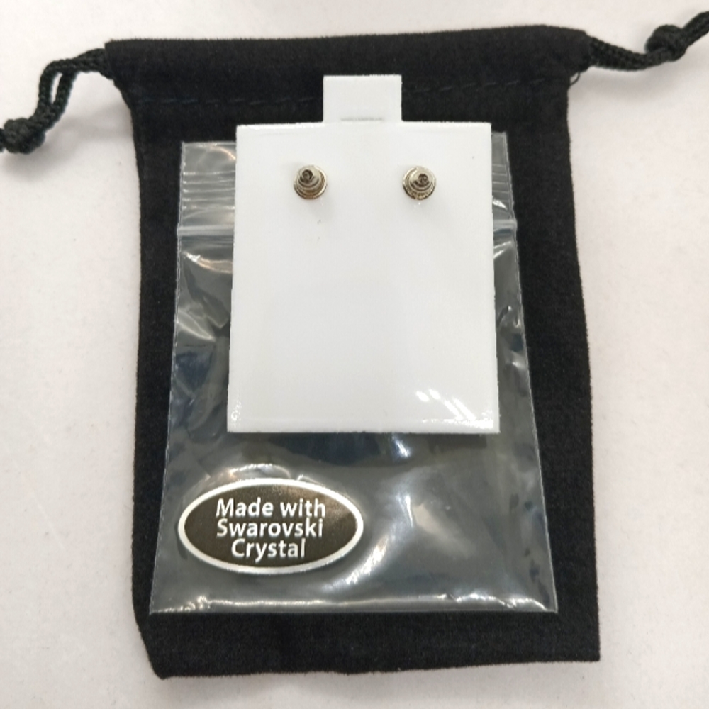 Swarovski Elements Square Studs - image 4